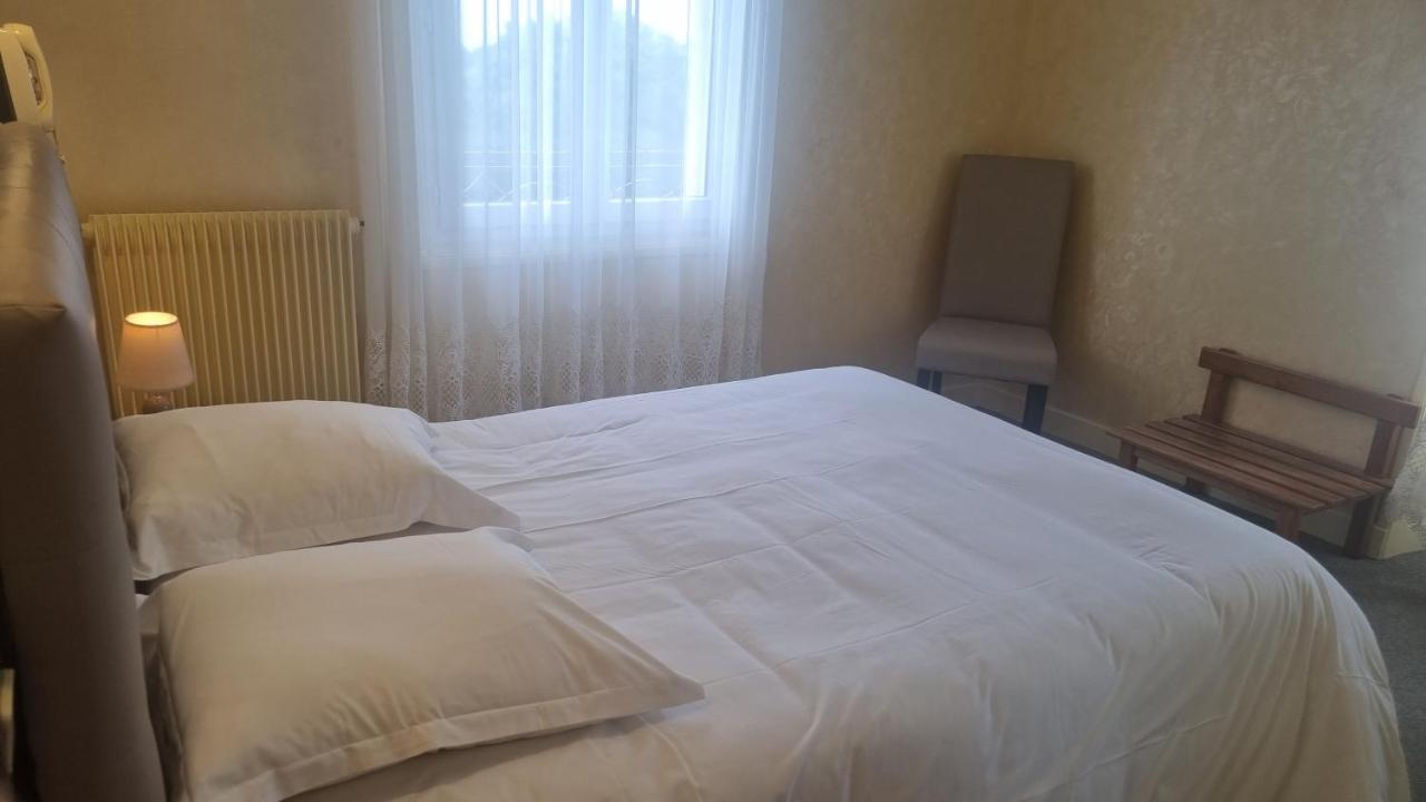 Logis Relais Des Monedieres Seilhac Экстерьер фото