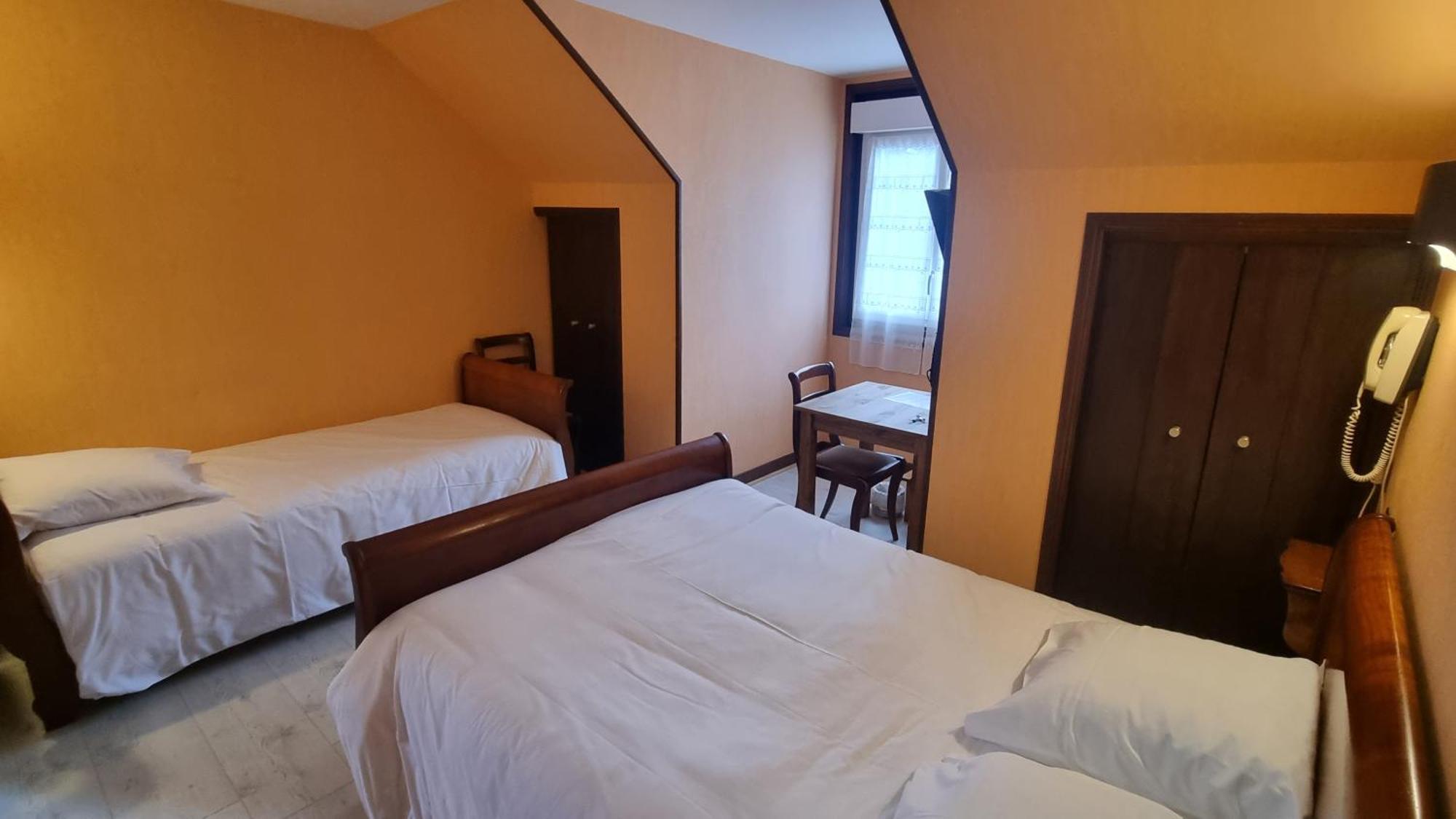 Logis Relais Des Monedieres Seilhac Экстерьер фото