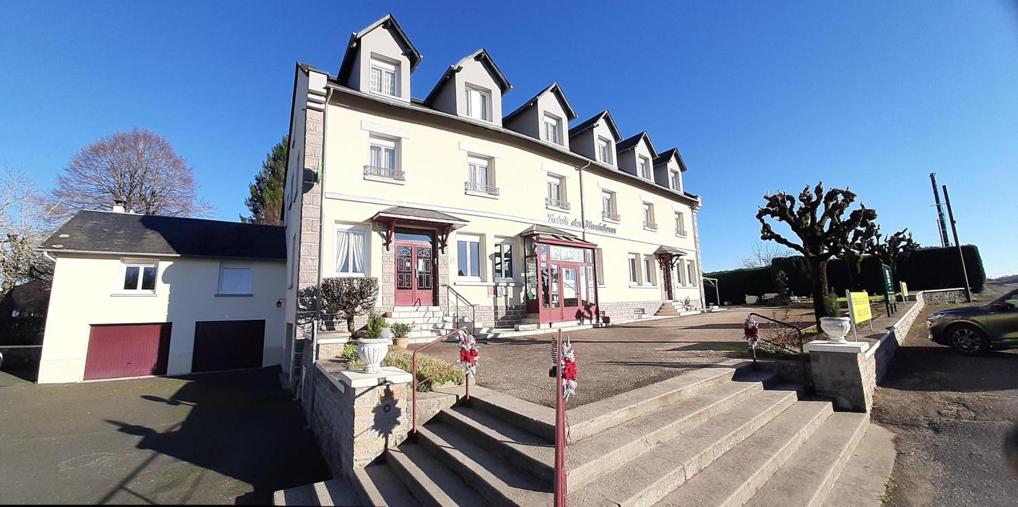 Logis Relais Des Monedieres Seilhac Экстерьер фото